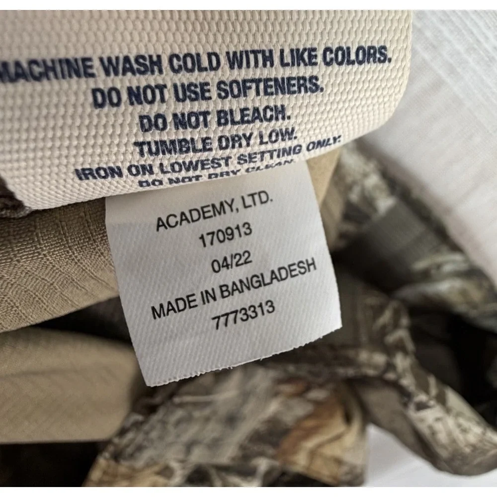 Magellan Outdoors Realtree Men's Cargo Pants XL Performance Hunting Adjust Waist
